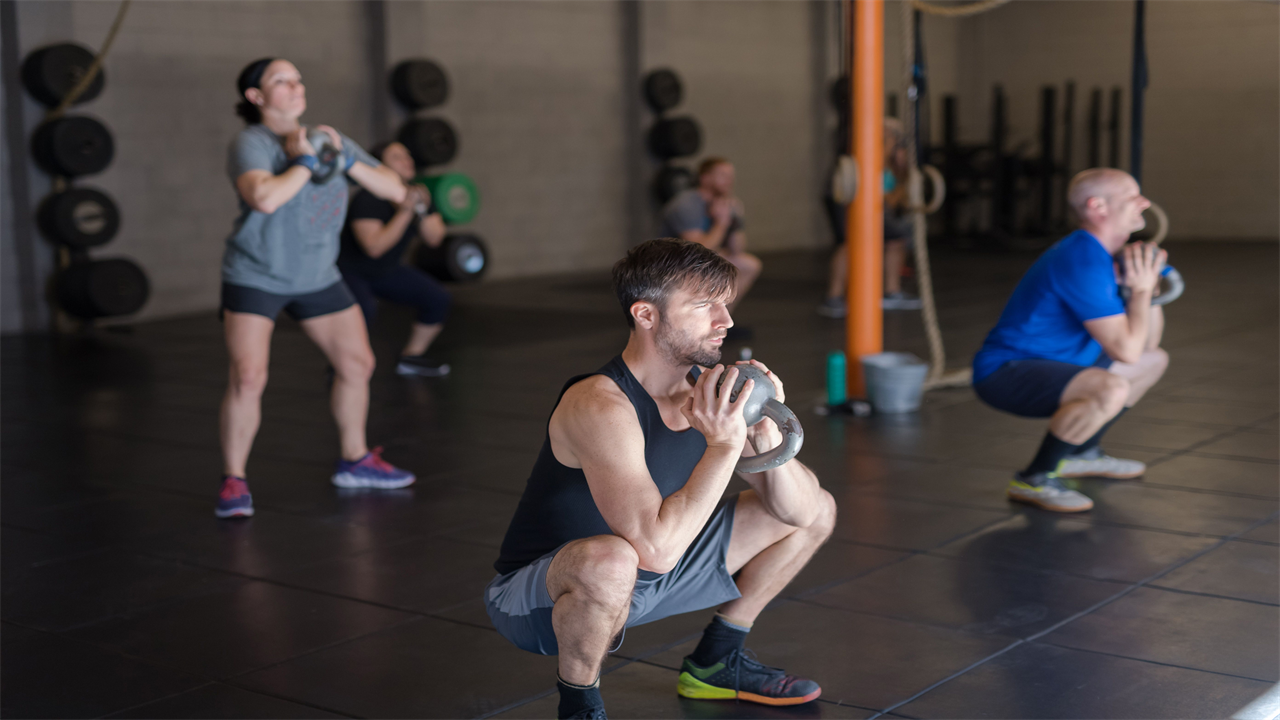 A Cyclist Did 30 Days of Squats to See If It Would Improve His Performance on the Bike