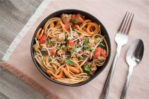 Whole-wheat spaghetti and vegetables boost fiber in pasta dish