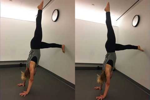 These 5 Easy Steps Will Help You Nail A Handstand Once And For All 