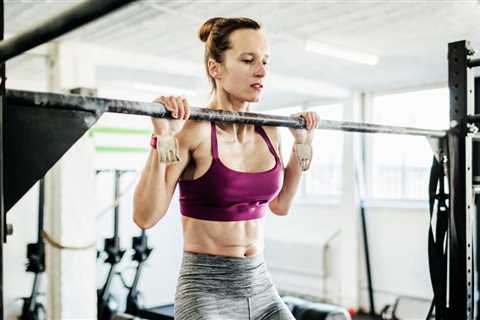 The Fit Girl’s Guide to Perfect Pull-Ups