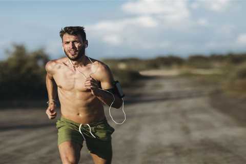 A Physique Coach Explains the 'Absolute Best' Cardio for Fat Loss