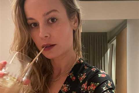 How Brie Larson Gets Shredded Abs Through Zoom