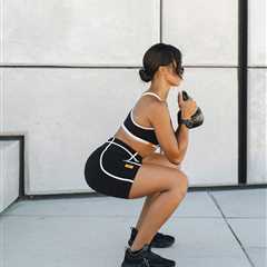 4 Moves That’ll Help You Build Seriously Strong Legs