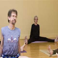 Exploring the Best Yoga Classes in Hennepin County, Minnesota: A Guide to Trying Before You Commit