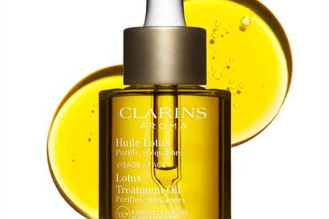 A Face Oil? For Acne? Yes! Derms Recommend These